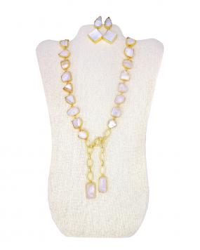 Nicole Anna Necklace....