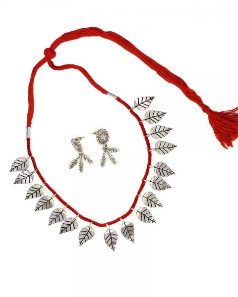 Aura Clove Necklace Set