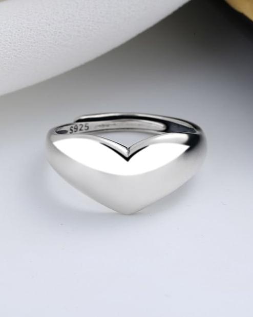 Shiney Heart Sterling Silver Ring