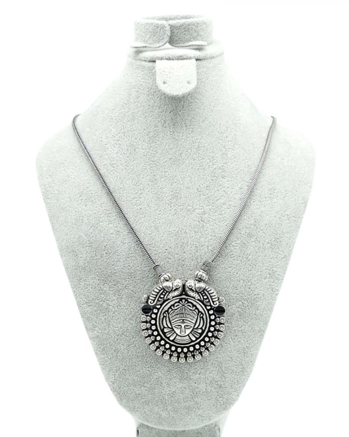 Virago Tribal Necklace