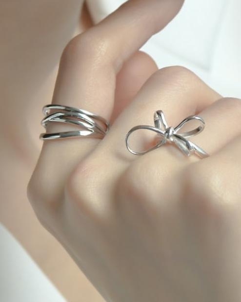 Bow Sterling Silver Adjustable Ring