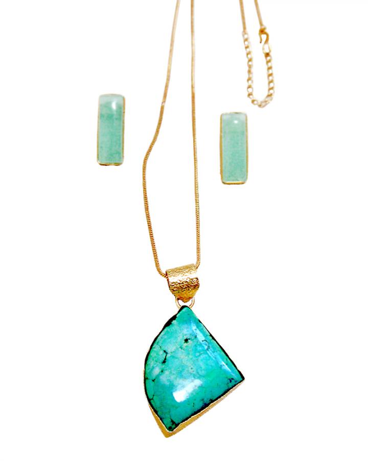 Faceted Turquoise Pendant Set