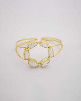 Misty Pearl Bracelet....