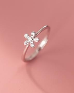Daisy Sterling Silve....