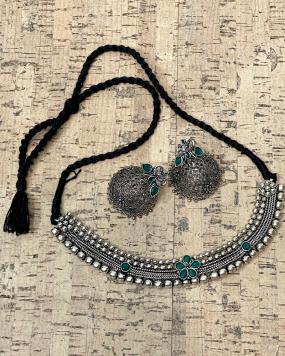 Nola Beau Choker Set....