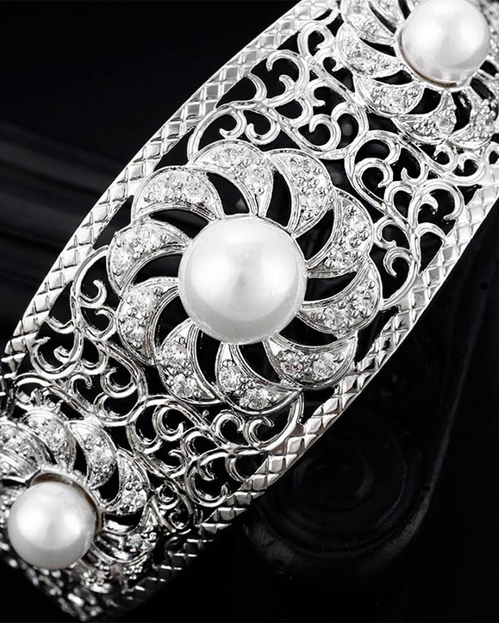 Pamela Pearl Bangle