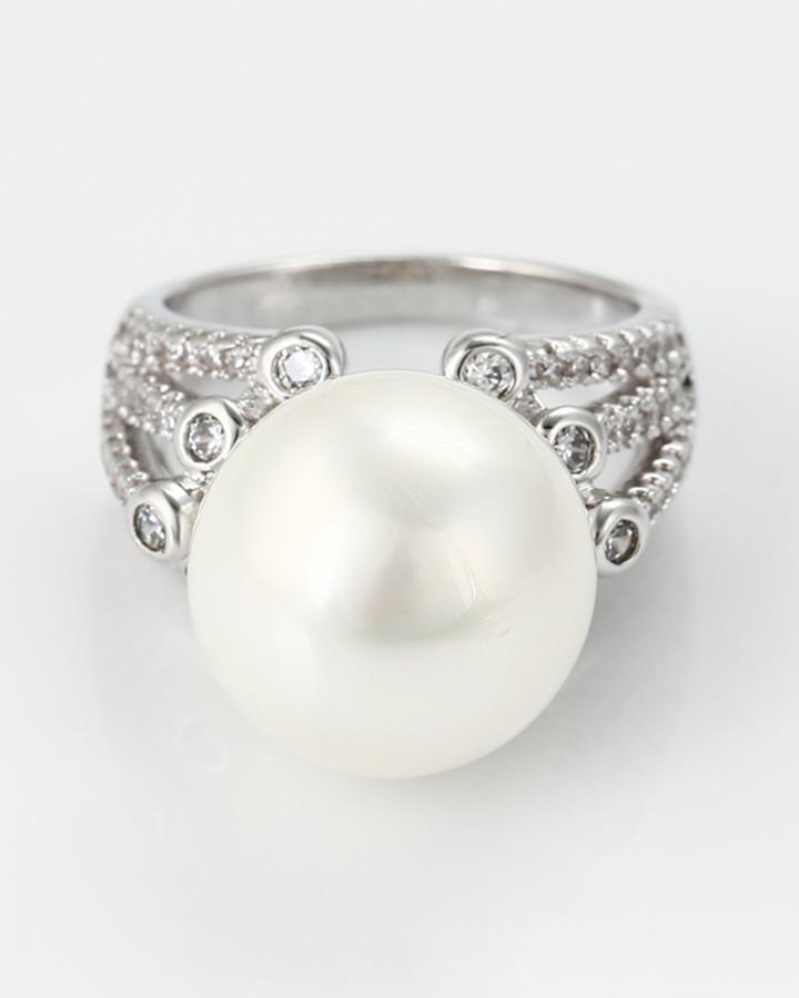 Yara Pearl Ring