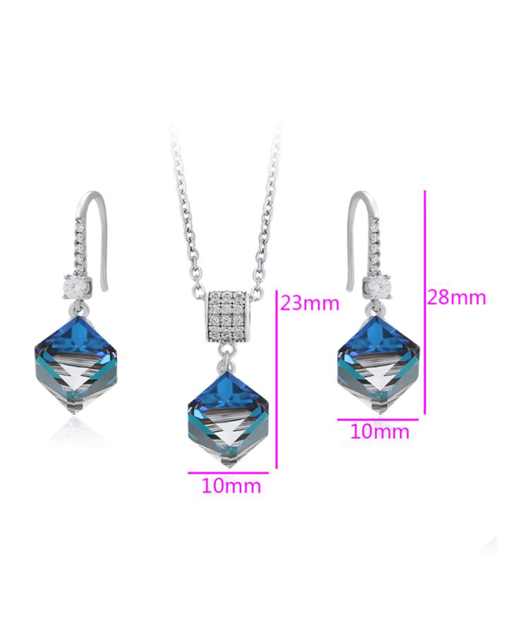 Crystal of the Ocean Necklace Set
