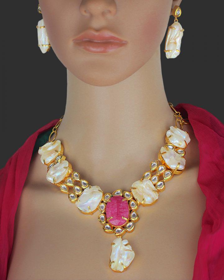 Roselie Autumn Necklace Set