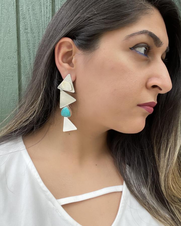 Zig Zag Triangle Dangler