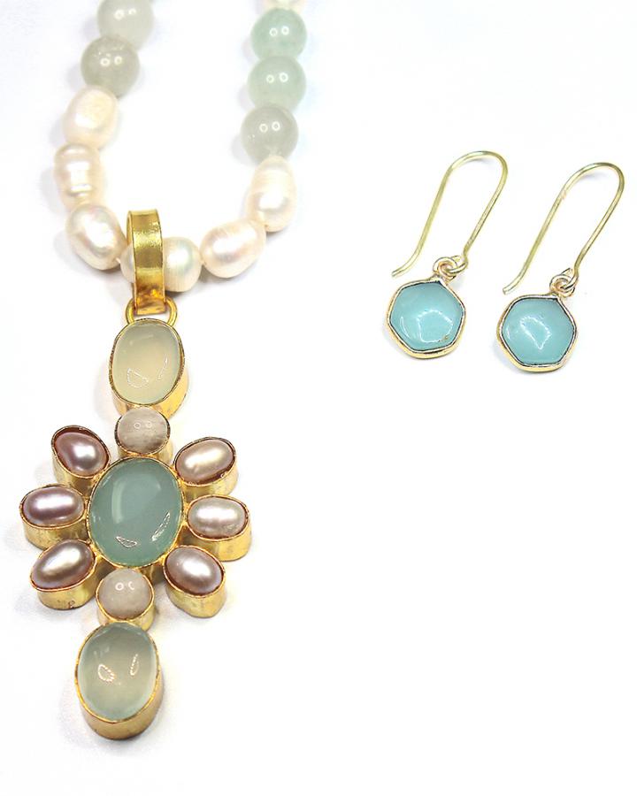 Emilia Daisy Necklace Set 