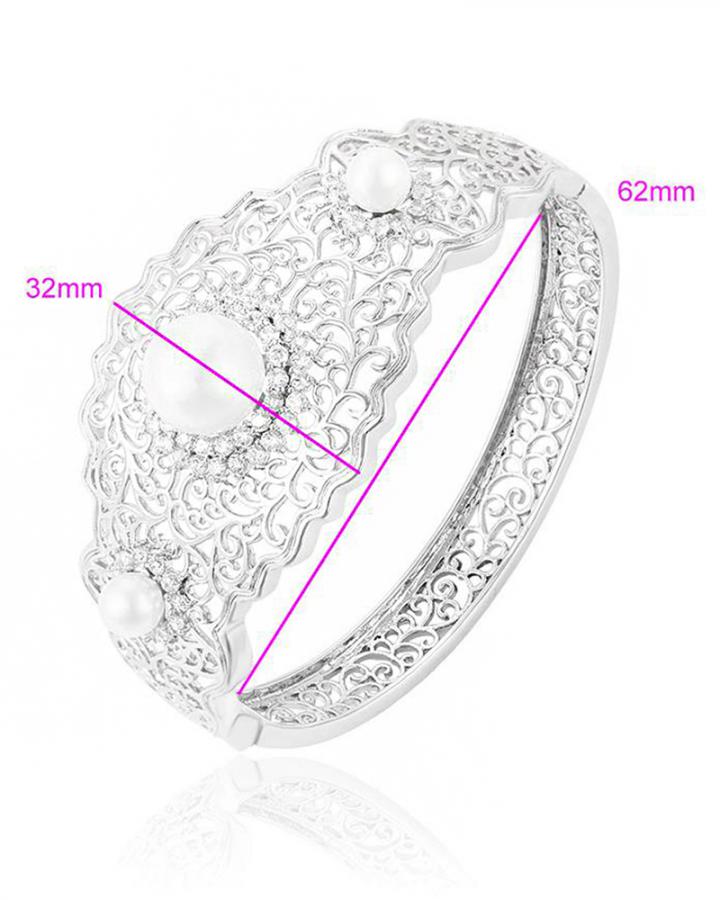 Ambrosia Pearl Bangle