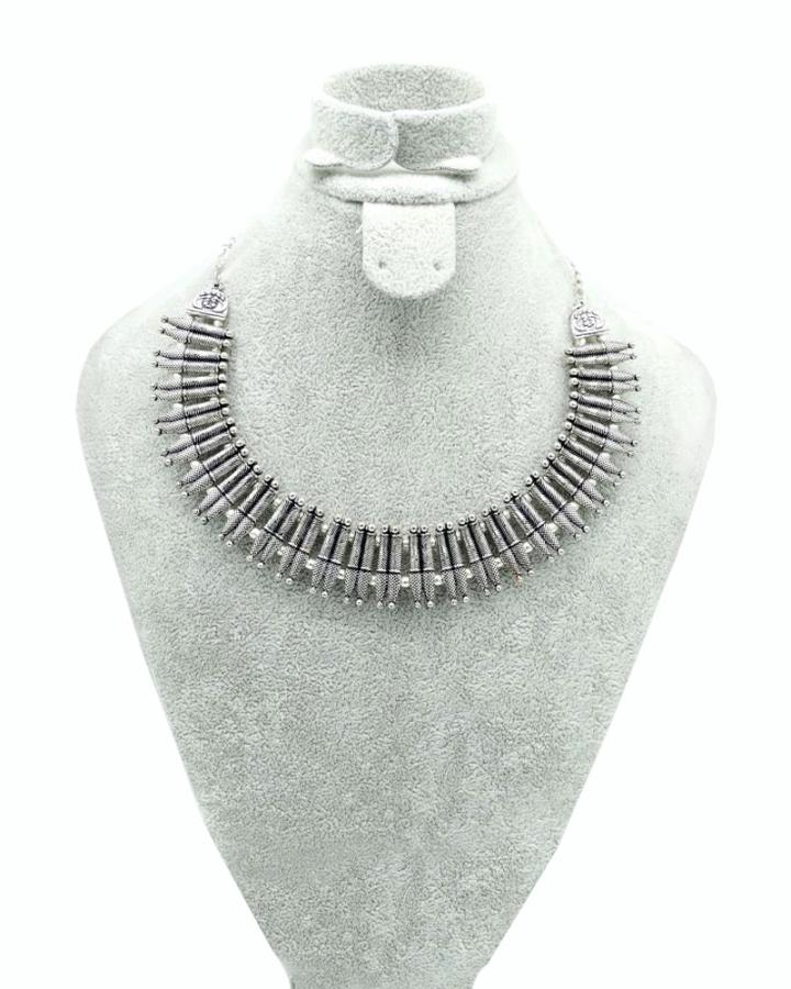 Beau Moana Necklace