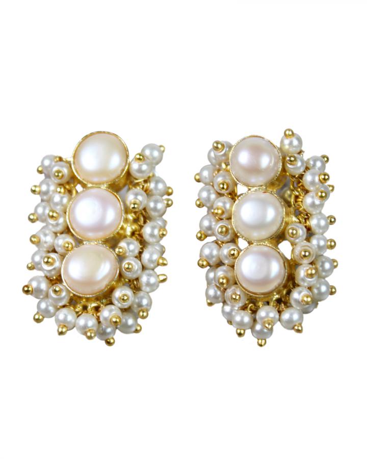 Pearl String Trail Earring
