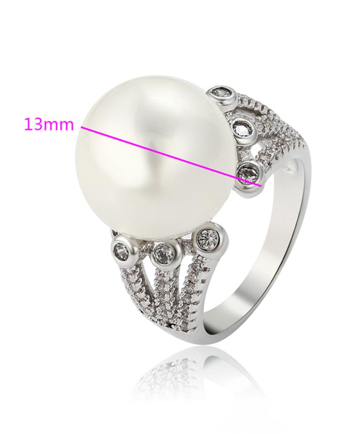 Yara Pearl Ring