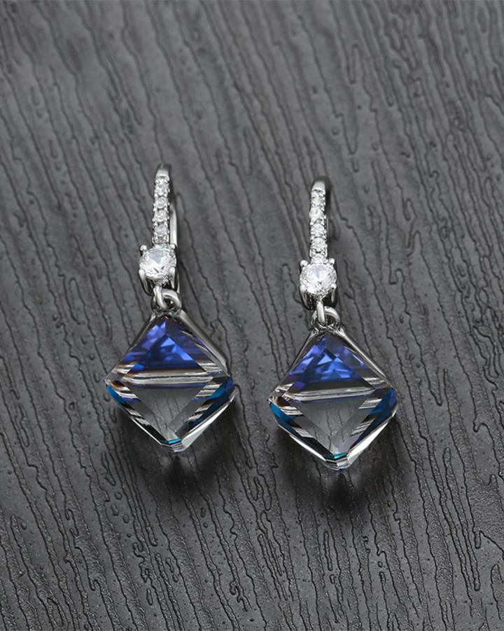 Crystal of the Ocean Necklace Set